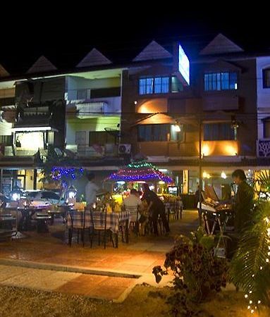 Khaolak Traveller Lodge Khao Lak Exterior photo